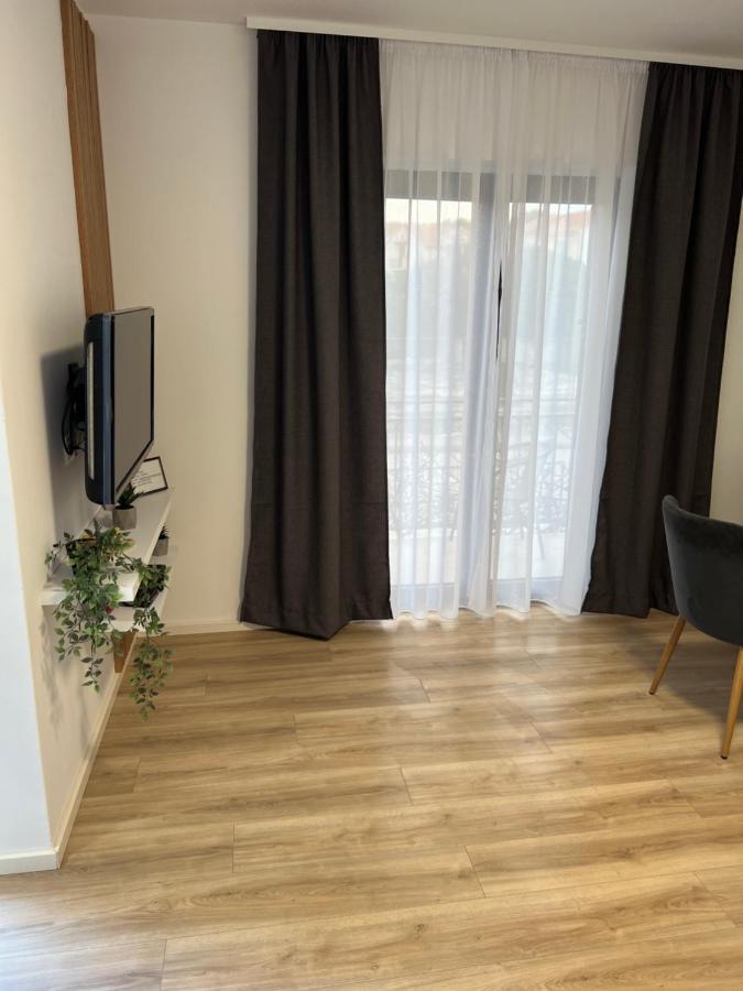 Apartmani Ivelic Supetar Eksteriør bilde