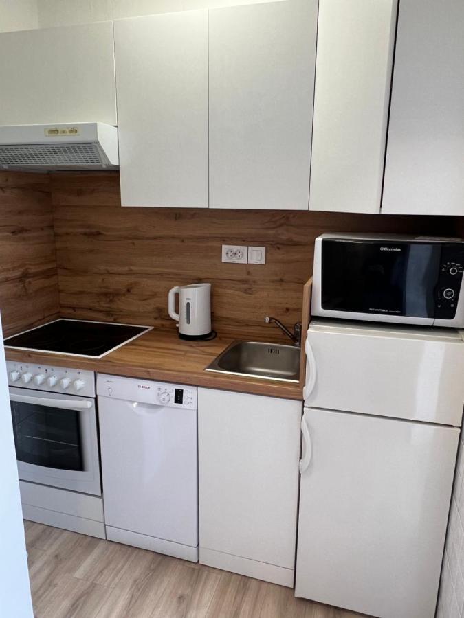 Apartmani Ivelic Supetar Eksteriør bilde