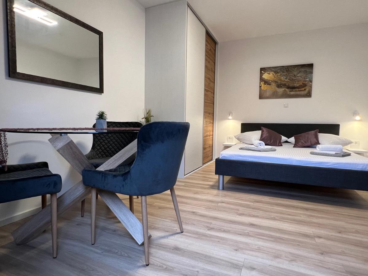 Apartmani Ivelic Supetar Eksteriør bilde